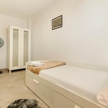 Apartment Cerca De La Playa